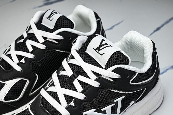 MESH-WOVEN SPORTY CASUAL RUNNING SHOES BLACK/WHITE/BLACK