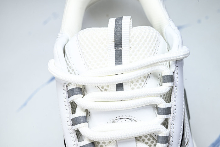 2026 THE NEW MEN'S SHOES ARE FASHIONABLE AND TRENDY LACE UP SPORTS SHOES WHITE/OFF WHITE