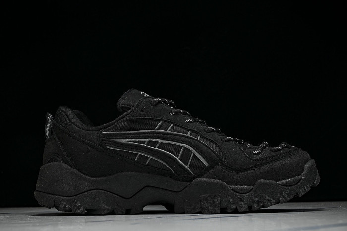 1203A746-001 GEL-TRUCK OUTDOOR SPORTS HIKING SHOES BLACK/BLACK/BLACK
