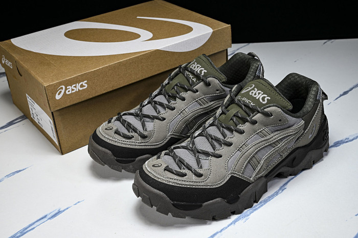 1203A746-020 GEL-TRUCK OUTDOOR SPORTS HIKING SHOES GREY/GREEN/BLACK