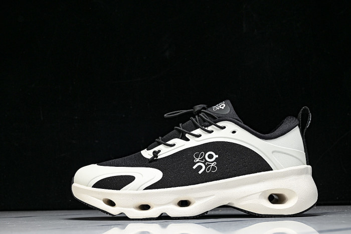 ON RUNNING LEISURE SPORTS SHOES BLACK/WHITE