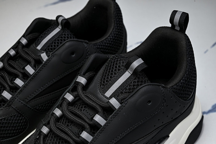 2026 THE NEW MEN'S SHOES ARE FASHIONABLE AND TRENDY LACE UP SPORTS SHOES BLACK/INKINESS
