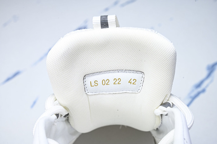 2026 THE NEW MEN'S SHOES ARE FASHIONABLE AND TRENDY LACE UP SPORTS SHOES WHITE/OFF WHITE