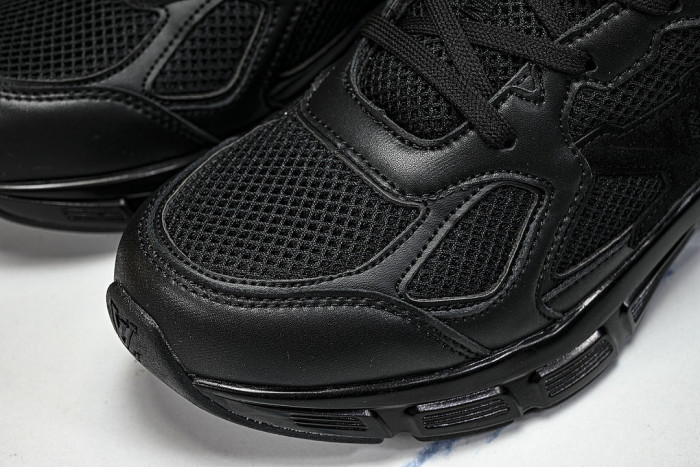 MESH-WOVEN SPORTY CASUAL RUNNING SHOES BLACK/BLACK/BLACK