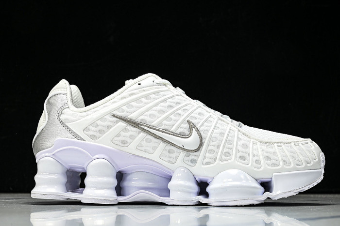 AV3595-100 SHOX TL WHITE/METALLIC SILVER-MAX ORANGE-WHITE