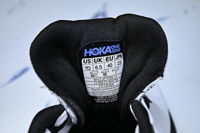 1176572 WHTB ONE CLIFTON 11 LIGHTWEIGHT AND BREATHABLE MESH RUNNING SHOES WHITE/BLACK
