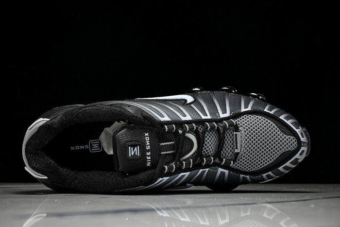 IF6202-002 SHOX TL BLACK/CELESTINE BLUE/COOL GREY