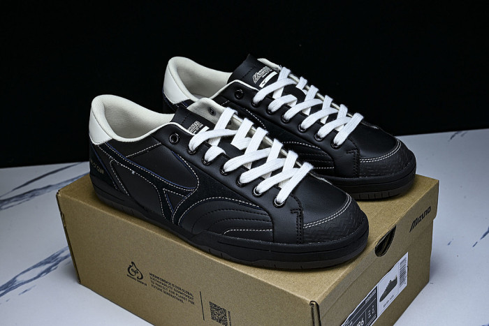 D1GH261005 CT CLUB RETRO LOW-TOP CASUAL SNEAKERS BLACK/BLACK/BLACK