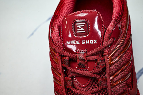 IB1087 -600 SHOX TL GYM RED/GYM RED/WHITE