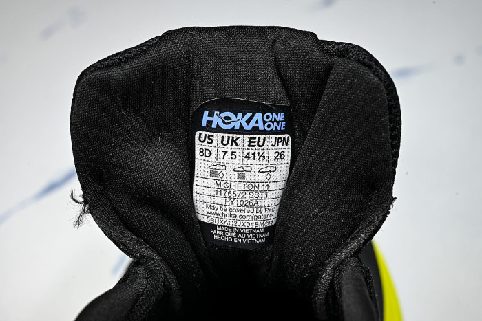 1176572 BKCS ONE CLIFTON 11 LIGHTWEIGHT AND BREATHABLE MESH RUNNING SHOES BLACK/YELLOW