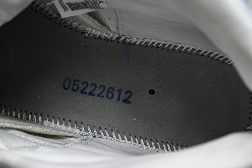 IV7639-100 COMME DES GARÇONS X AIR JORDAN 11 AJ11 WHITE/PURE WHITE