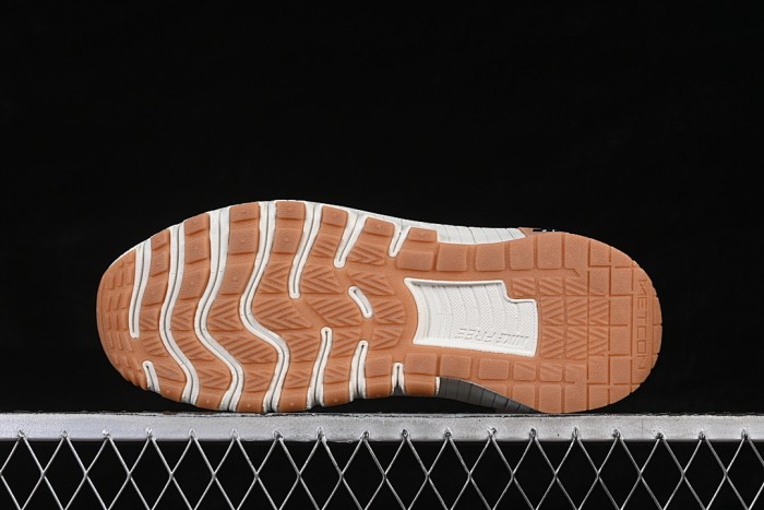 FJ7127-010 FREE METCON 6 BLACK/GUM LIGHT BROWN/COCONUT MILK