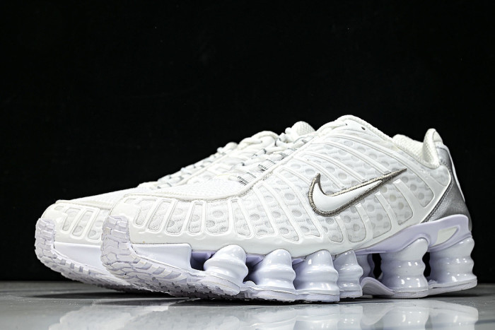 AV3595-100 SHOX TL WHITE/METALLIC SILVER-MAX ORANGE-WHITE