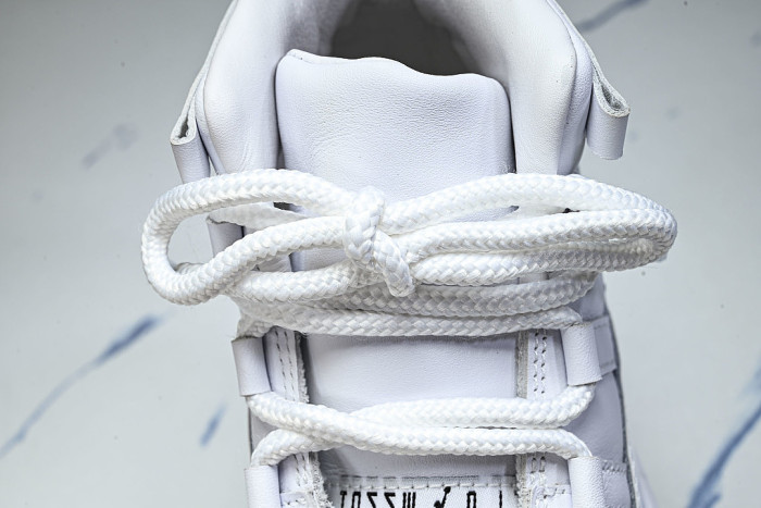 IV7639-100 COMME DES GARÇONS X AIR JORDAN 11 AJ11 WHITE/PURE WHITE