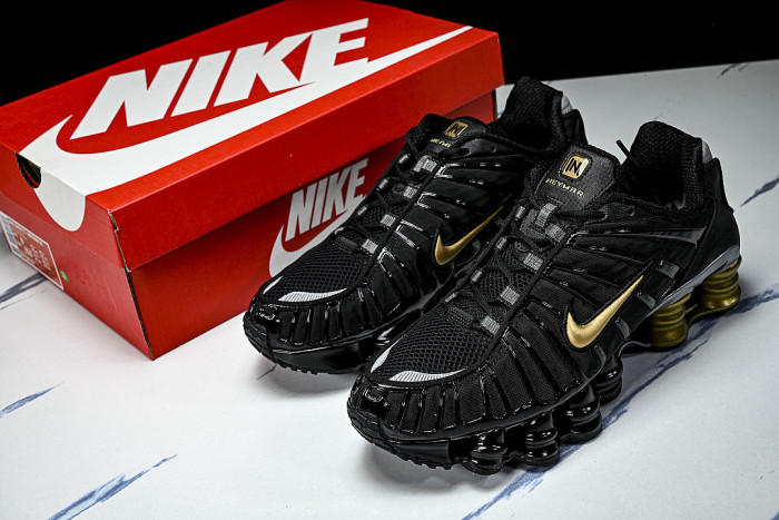 BV1388- 001 SHOX TL BLACK/METALLIC GOLD-METALLIC SILVER