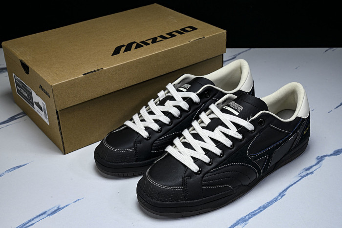 D1GH261005 CT CLUB RETRO LOW-TOP CASUAL SNEAKERS BLACK/BLACK/BLACK