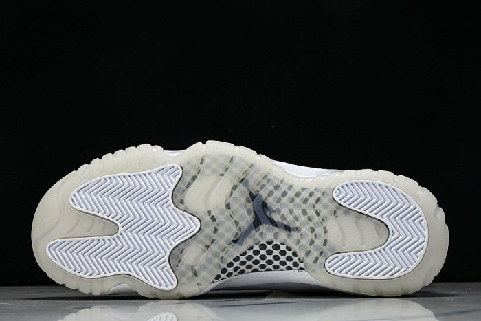 IV7639-100 COMME DES GARÇONS X AIR JORDAN 11 AJ11 WHITE/PURE WHITE