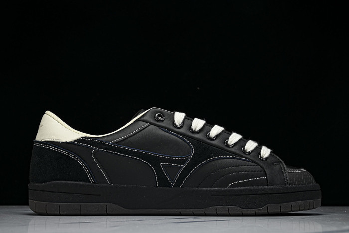 D1GH261005 CT CLUB RETRO LOW-TOP CASUAL SNEAKERS BLACK/BLACK/BLACK