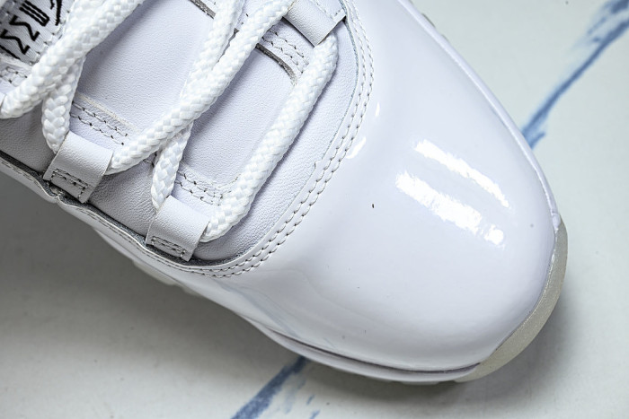 IV7639-100 JORDAN 11 RETRO WHITE/WHITE/WHITE