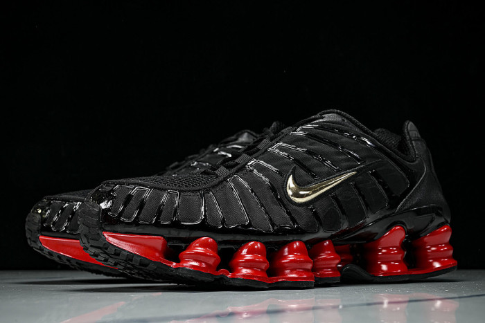 CI0987- 001 SHOX TL BLACK/METALLIC SILVER-UNIVERSITY RED