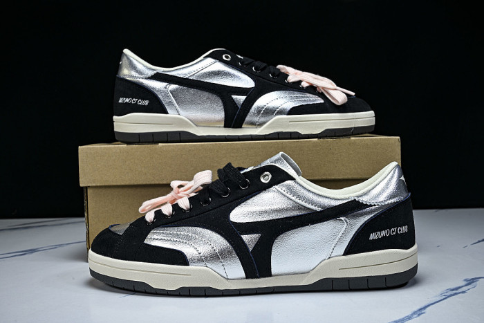 D1GH261013 CT CLUB RETRO LOW-TOP CASUAL SNEAKERS SILVER/BLACK