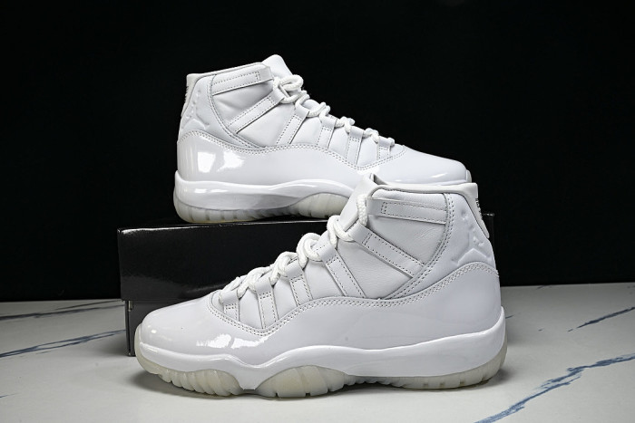 IV7639-100 COMME DES GARÇONS X AIR JORDAN 11 AJ11 WHITE/PURE WHITE