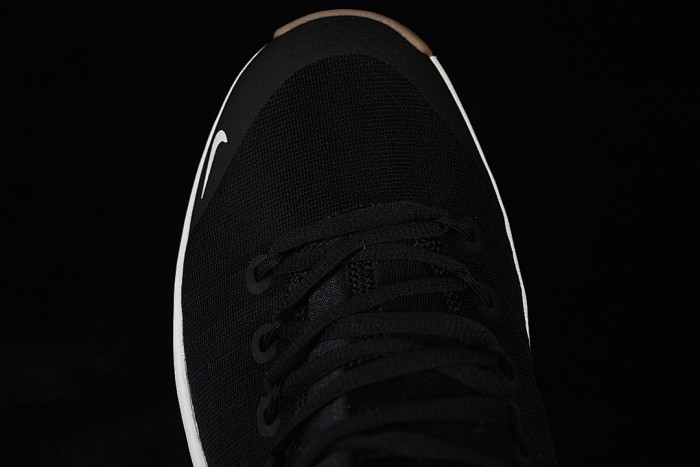 FJ7127-010 FREE METCON 6 BLACK/GUM LIGHT BROWN/COCONUT MILK