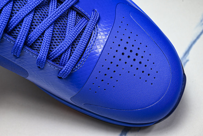 IO6256-400 ZOOM KOBE 5 CHAOS PRACTICAL BASKETBALL SHOES KLEIN BLUE/DARK BLUE