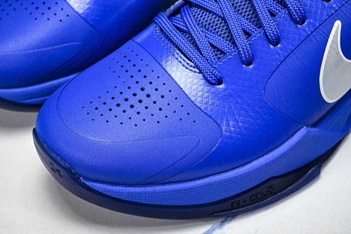 IO6256-400 ZOOM KOBE 5 CHAOS PRACTICAL BASKETBALL SHOES KLEIN BLUE/DARK BLUE
