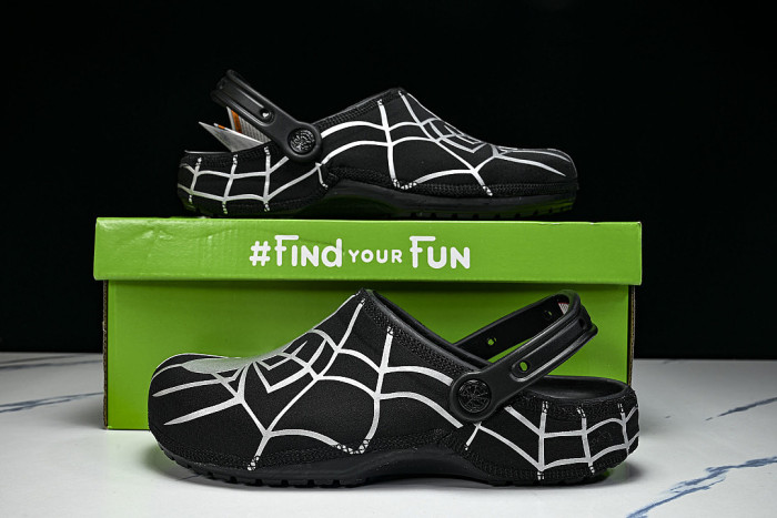 211489-90H FASHIONABLE RUBBER-SOLED FRONT-OPENING SLIPPERS BLACK/SILVER