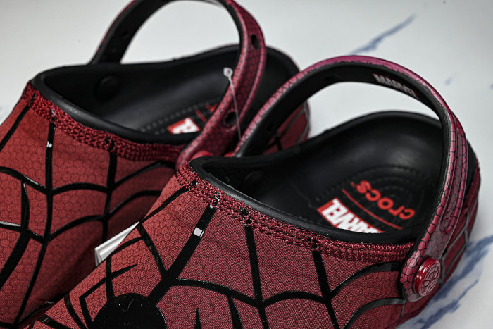 211489-90H FASHIONABLE RUBBER-SOLED FRONT-OPENING SLIPPERS RED/BLACK
