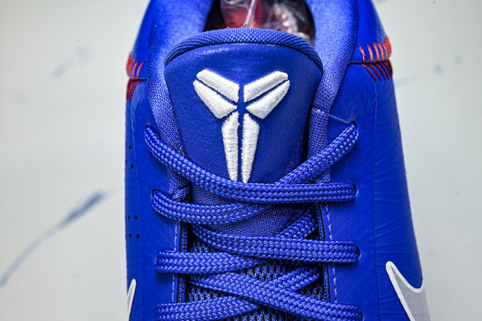 IO6256-400 ZOOM KOBE 5 CHAOS PRACTICAL BASKETBALL SHOES KLEIN BLUE/DARK BLUE