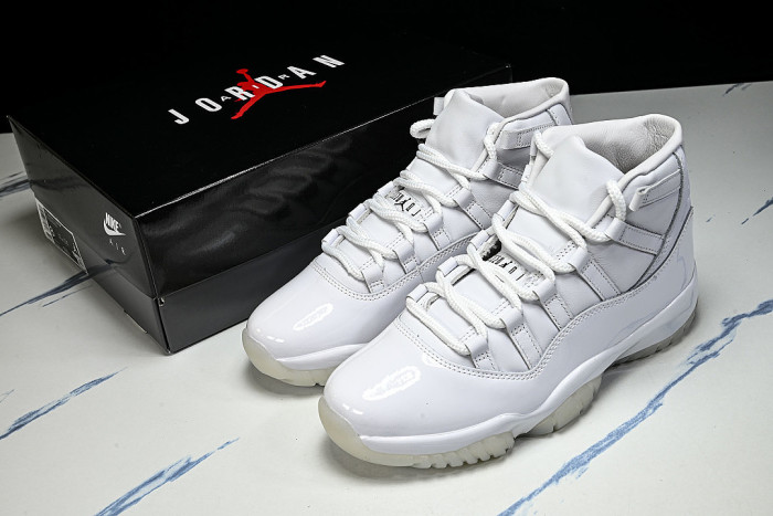 IV7639-100 COMME DES GARÇONS X AIR JORDAN 11 AJ11 WHITE/PURE WHITE
