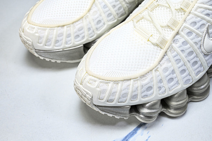 AR3566- 103 SHOX TL SAIL/SAIL/SAIL