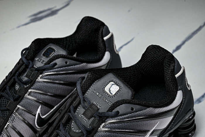 IH1336-002 SHOX TL FADE OFF NOIR/BLACK/WHITE