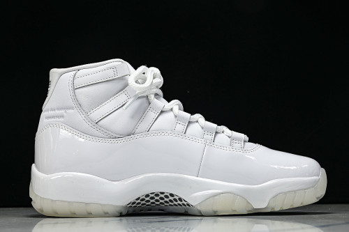IV7639-100 JORDAN 11 RETRO WHITE/WHITE