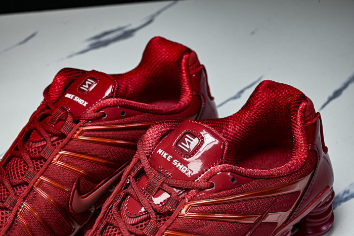 IB1087 -600 SHOX TL GYM RED/GYM RED/WHITE
