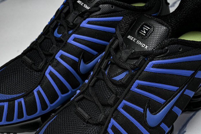 IH1338-002 SHOX TL BLACK/METALLIC SILVER/LIGHT LEMON TWIST/COURT BLUE