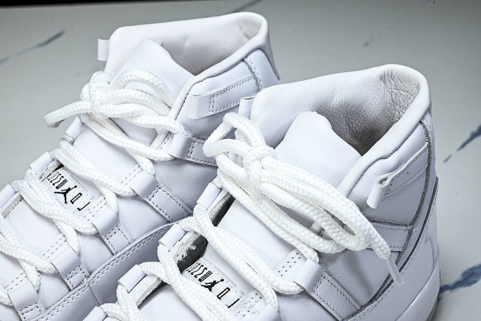 IV7639-100 COMME DES GARÇONS X AIR JORDAN 11 AJ11 WHITE/PURE WHITE