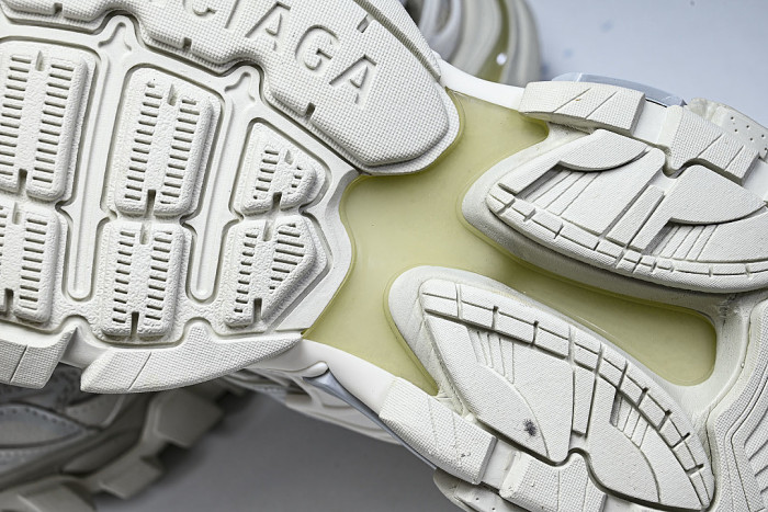 W2GN1-9000 BALENCIAGA TRACK.2 4.0 FOURTH GENERATION TRENDY RUNNING SHOES WHITE/OFF WHITE