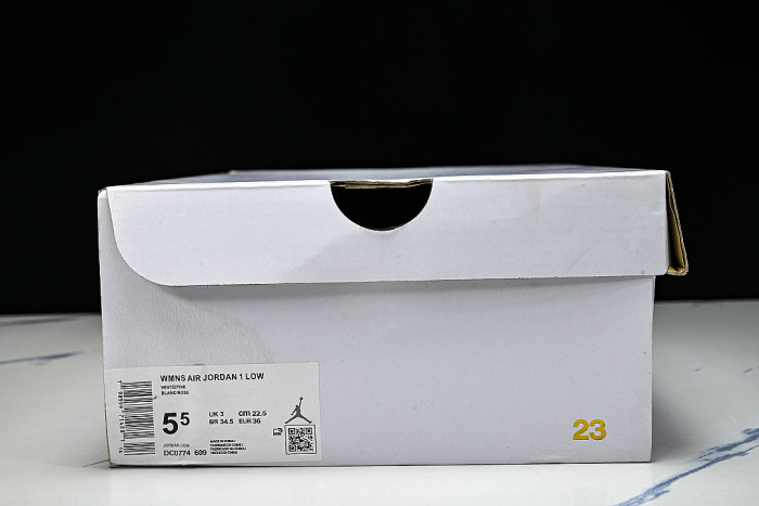 DC0774-609 JORDAN 1 LOW DESERT BERRY/LIGHT BRITISH TAN/CHALK/SAIL