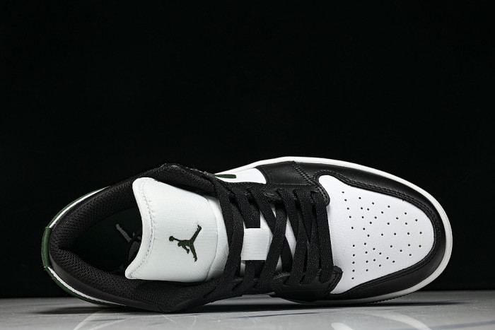 553558-047 AIR JORDAN 1 LOW RETRO-STYLE BASKETBALL SHOES WHITE/BLACK