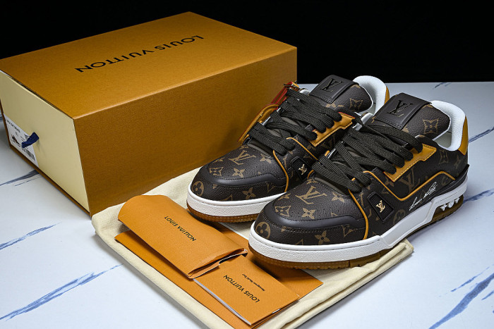 LOW-TOP CASUAL SPORTS SNEAKERS BROWN/BROWN/BROWN