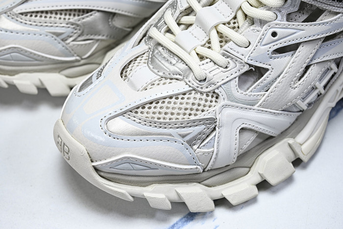 W2GN1-9000 BALENCIAGA TRACK.2 4.0 FOURTH GENERATION TRENDY RUNNING SHOES WHITE/OFF WHITE