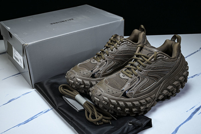 W2RAL-2010 DEFENDER RUBBER PLATFORM SNEAKERS BROWN/BROWN/BROWN