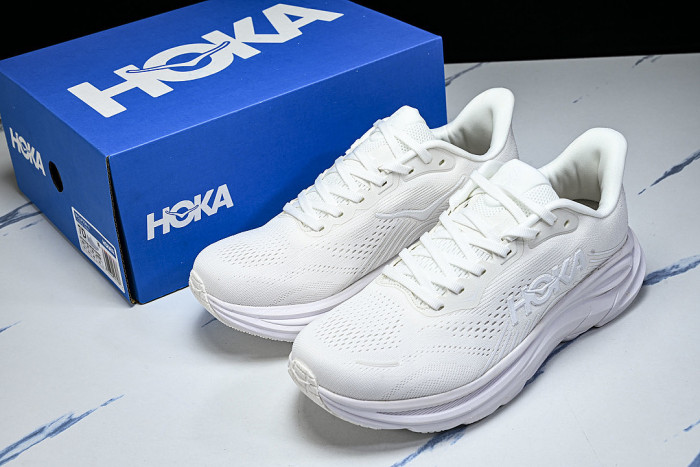1176572 WWH ONE CLIFTON 11 LIGHTWEIGHT AND BREATHABLE MESH RUNNING SHOES WHITE/PURE WHITE