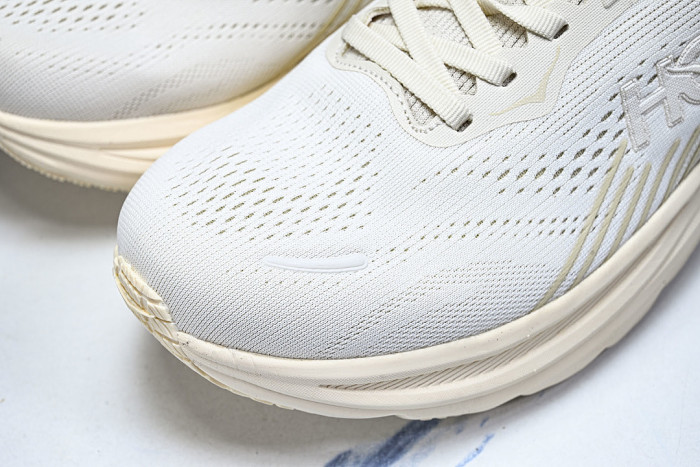 1176573-ALK ONE ONE CLIFTON 11 KNITTED MESH RUNNING SHOES WHITE/BEIGE/WHITE