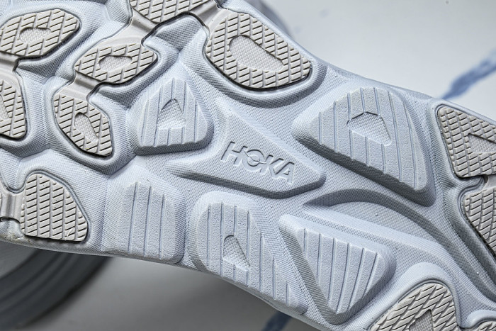 1176573-STMN ONE ONE CLIFTON 11 KNITTED MESH RUNNING SHOES WHITE/WHITE/WHITE
