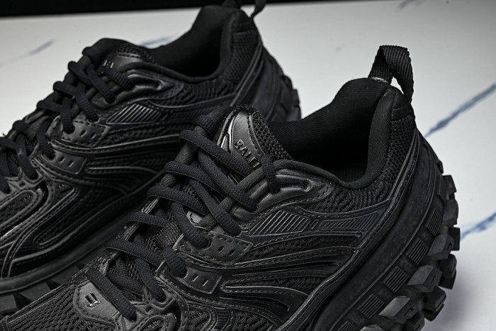 W2RA6-1000 DEFENDER RUBBER PLATFORM SNEAKERS BLACK/BLACK/BLACK