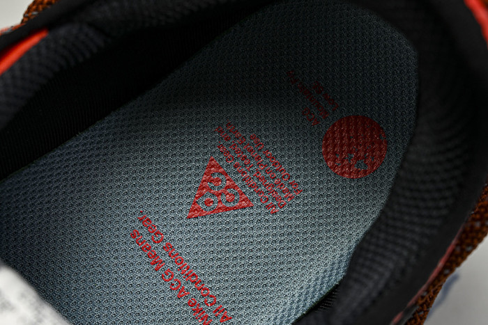 IB7328-200 ACG MOUNTAIN FLY LOW GORE-TEX SE PICANTE RED-COLLEGE GREY-SMOKEY BLUE-BLACK-MONARCH